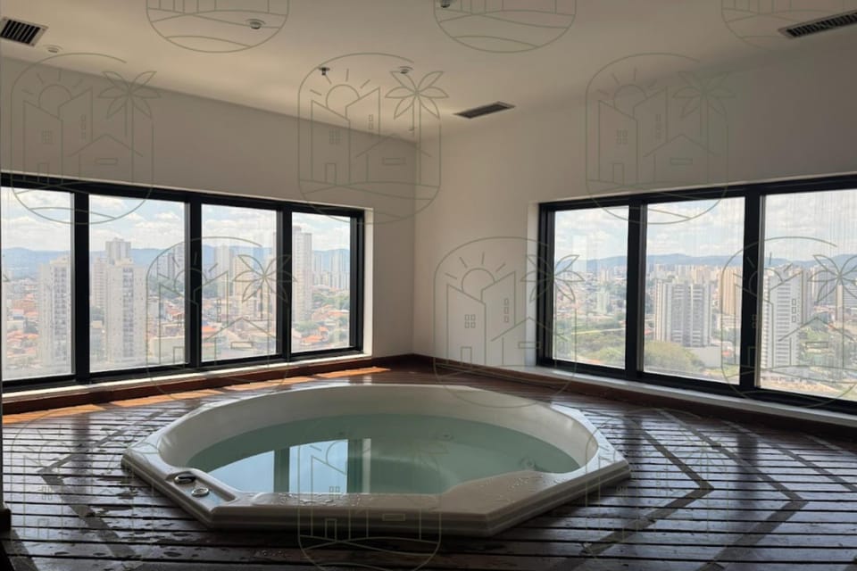 Hot Tub, Bath
