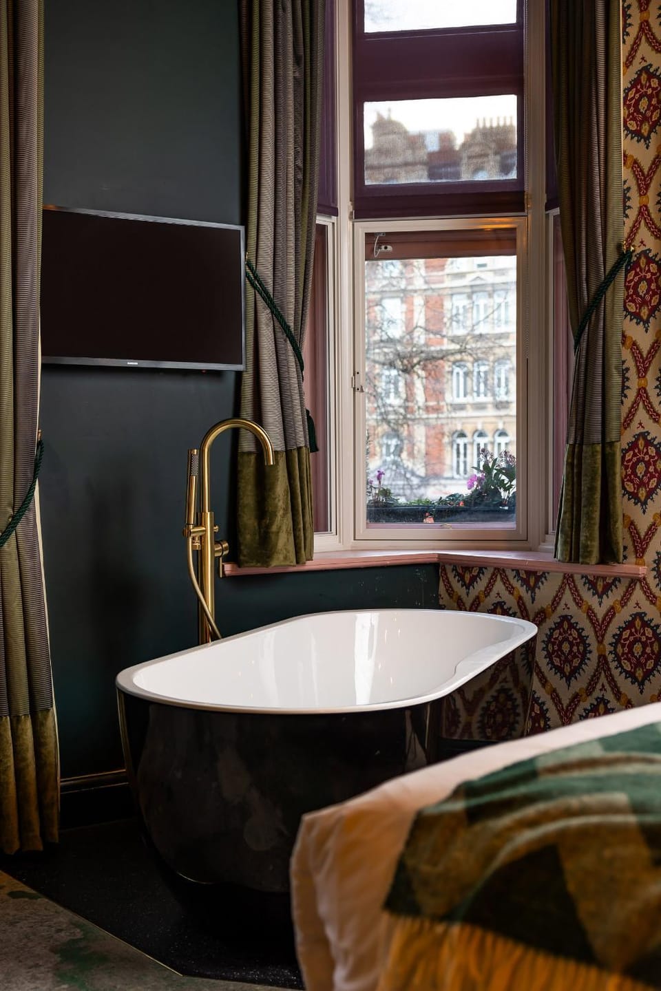 Bedroom, Bath