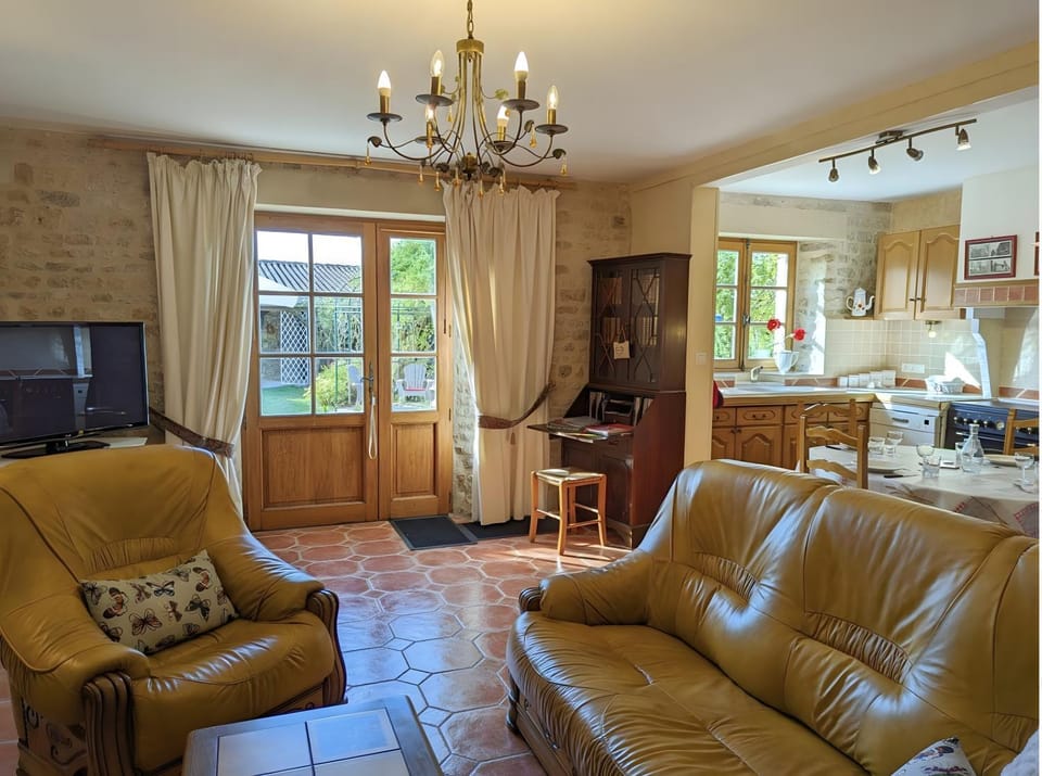 Property building, Living room