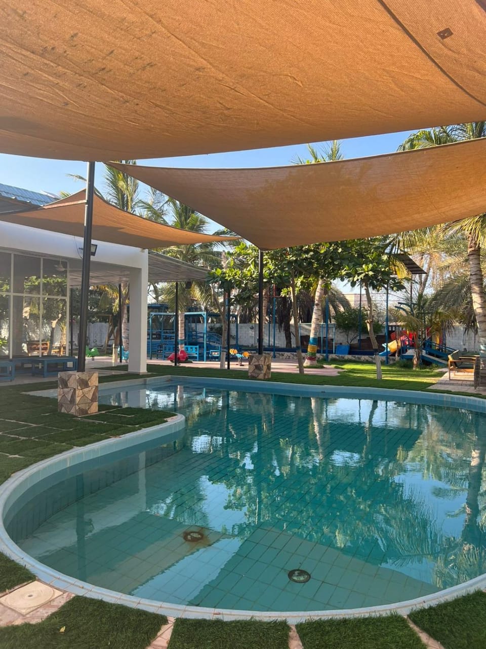 Swimming pool