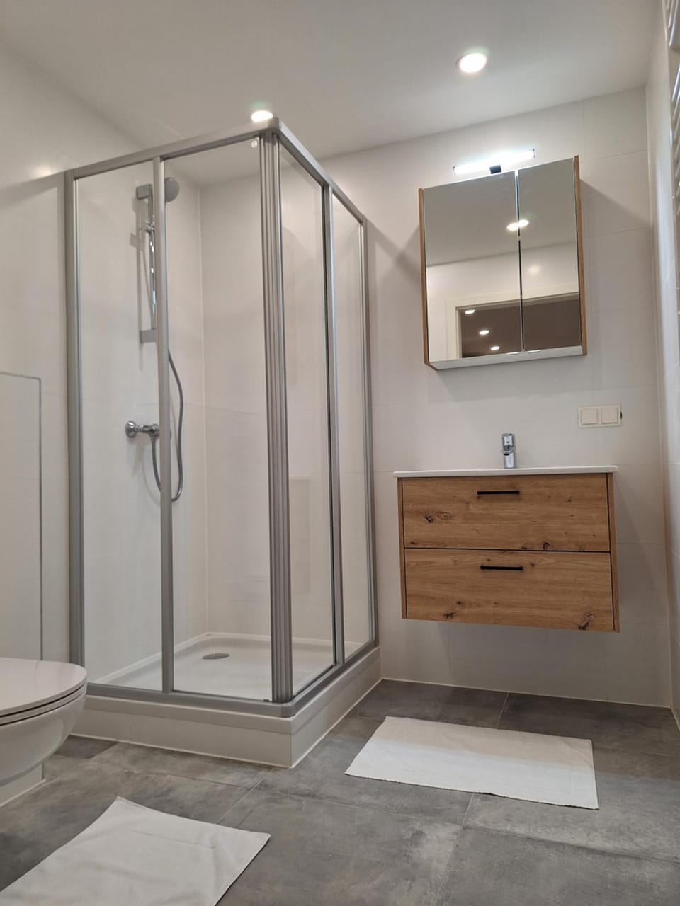Shower, Bathroom