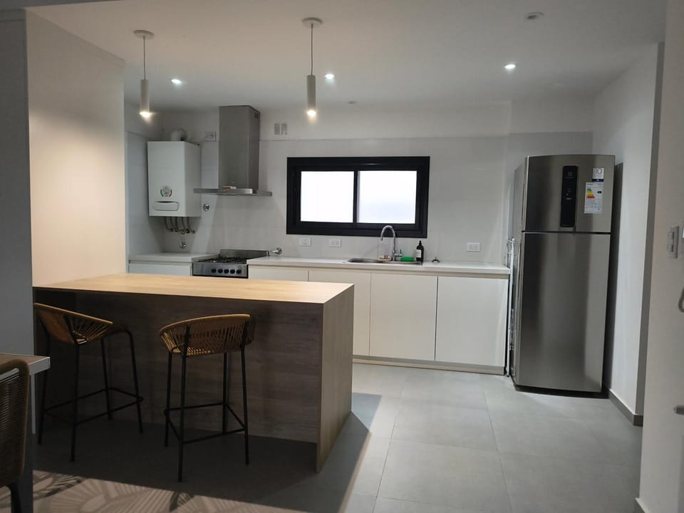 pet friendly, kitchen