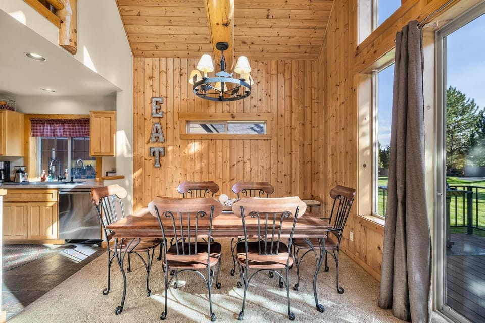 Oregon Chalet House in Oregon