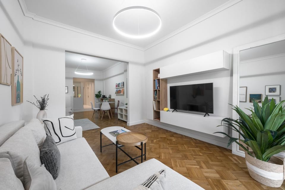 The Palm Vogatsikou by Luxlikehome Apartment in Thessaloniki