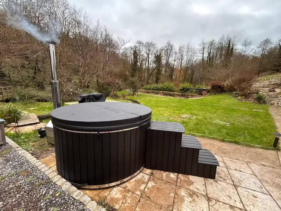 Idyllic country house & organic swim pond House in East Devon District