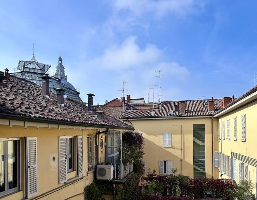 Neighbourhood, City view, Street view
