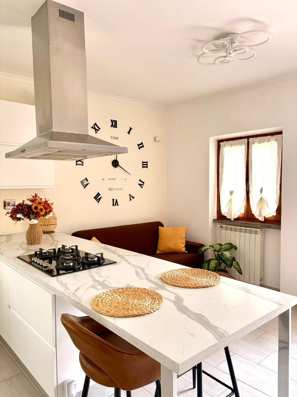 Living room, dishwasher, heating, microwave, oven, kitchen