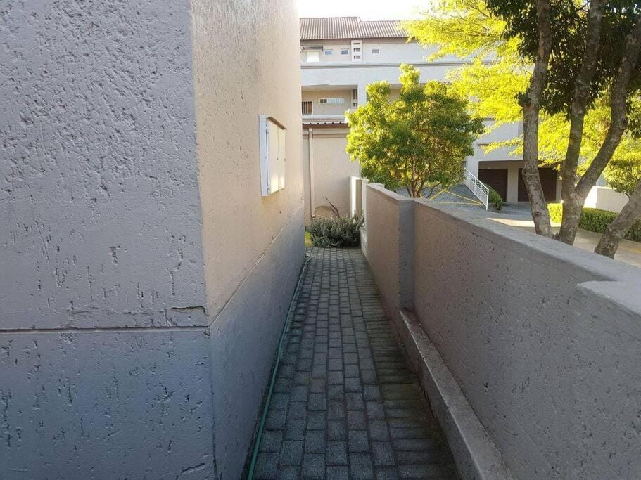Spacious 3 Bedroom Apartment at Blandford with a Pool Apartment in Randburg