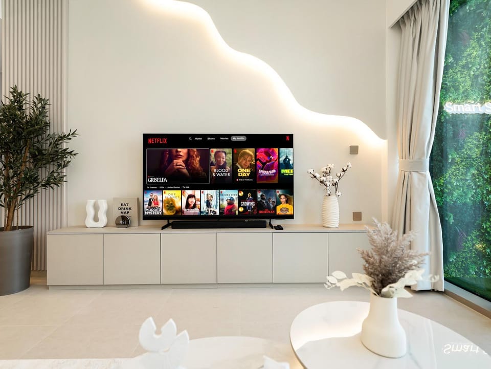 TV and multimedia, Evening entertainment