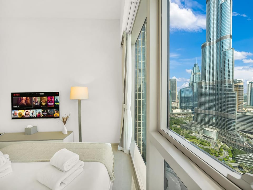 View (from property/room), Bedroom, City view