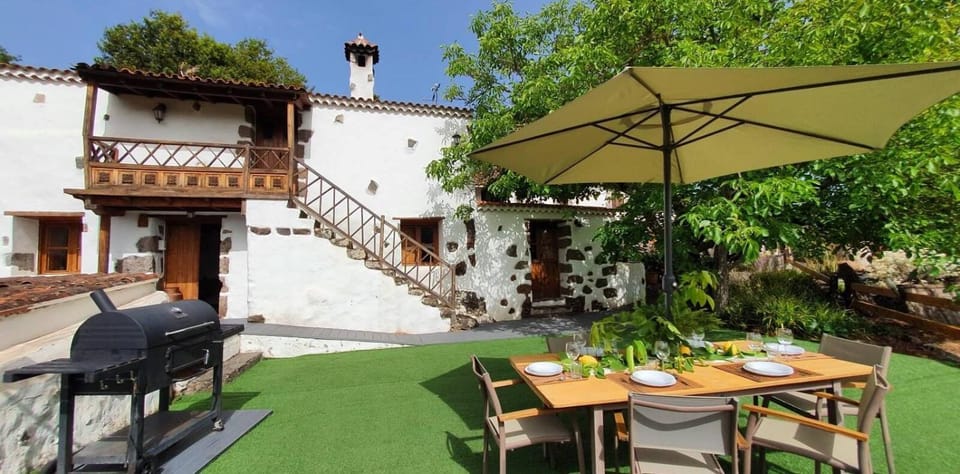Las Calas A by Villas Rivero House in Comarca Norte