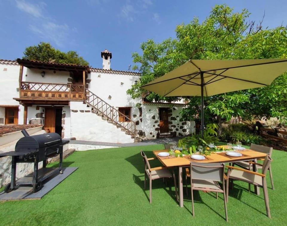 Las Calas A by Villas Rivero House in Comarca Norte