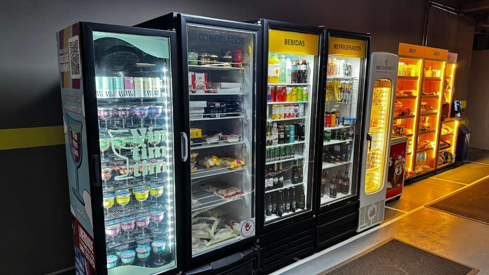 Drinks, vending machine