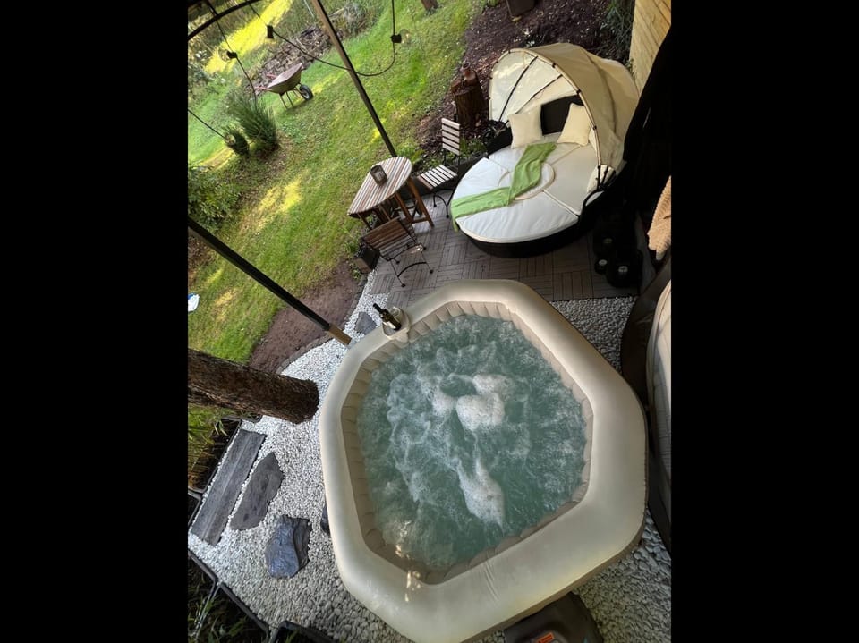 Hot Tub