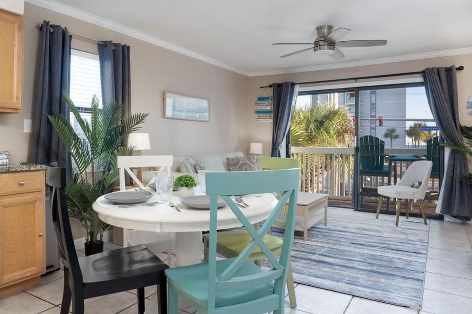 Gentle Winds East A4 by Vacation Homes Collection Apartment in Gulf Shores