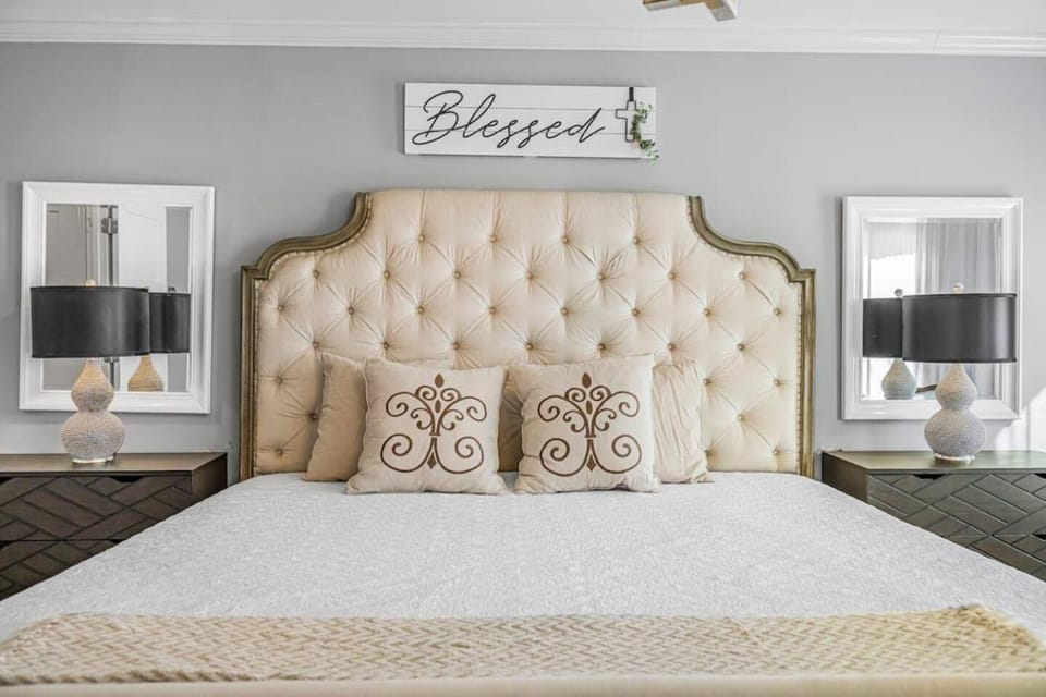 Beautiful home with Pool - great for kids House in Cedar Bluff