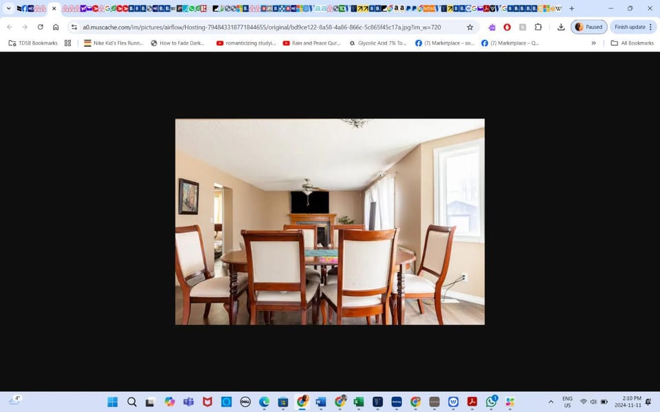 Room # 2 sleep 4 Arrangement Bed and Breakfast in Edmonton