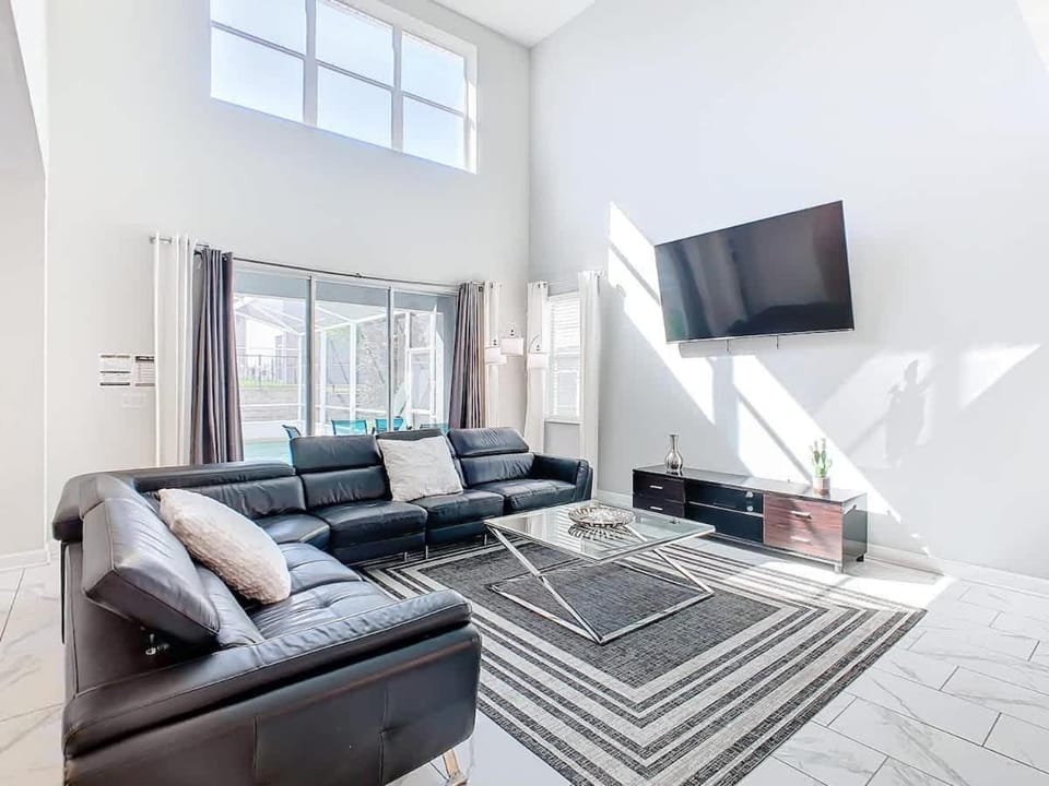 Starlight Retreat House in Four Corners