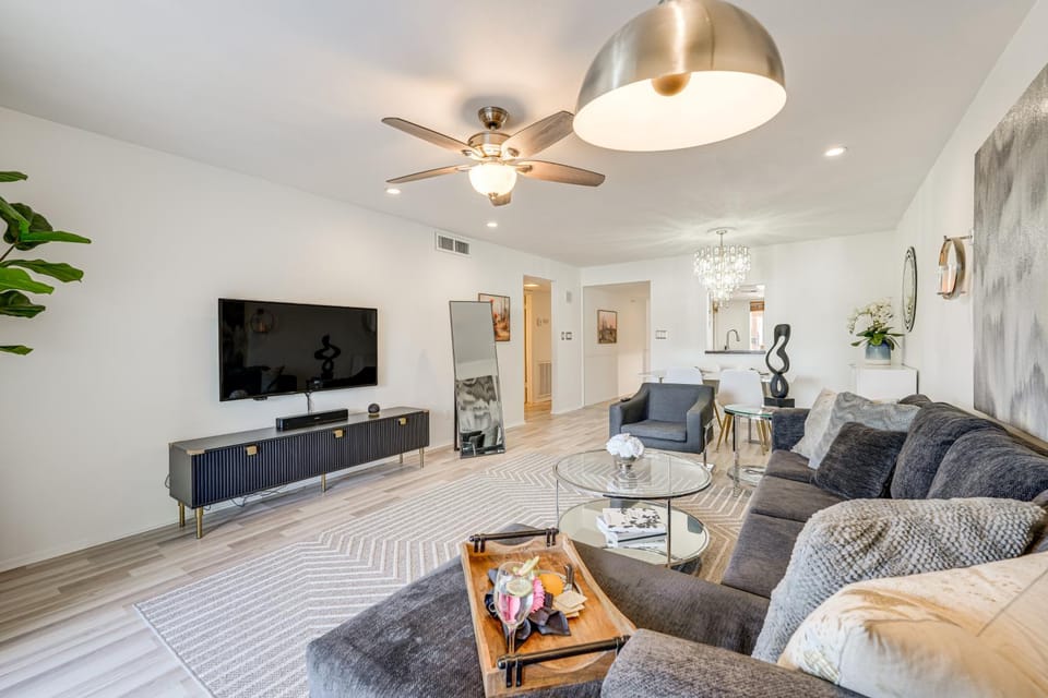 Furnished Patio, Pool Access! Scottsdale Retreat House in Scottsdale