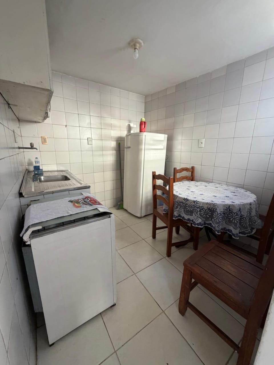 Kitchen or kitchenette, Dining area, minibar, oven, pet friendly, stove