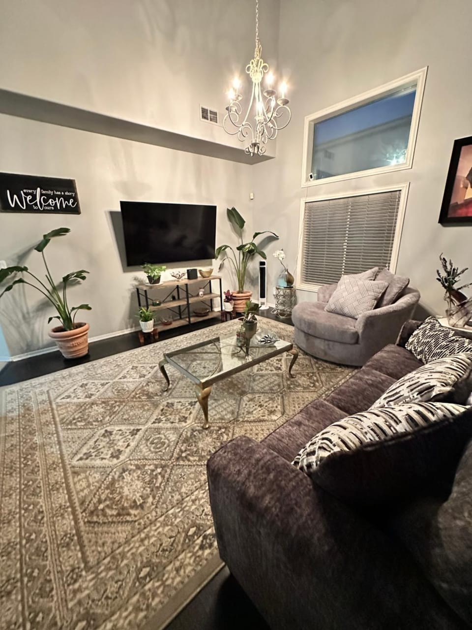 Communal lounge/ TV room