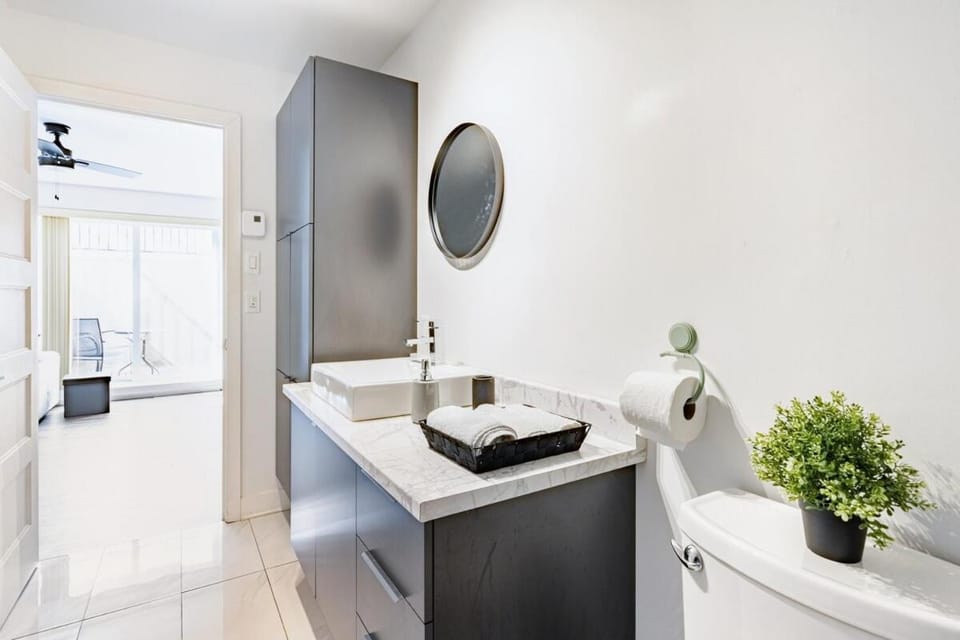 Logement neuf, spacieux Apartment in Longueuil