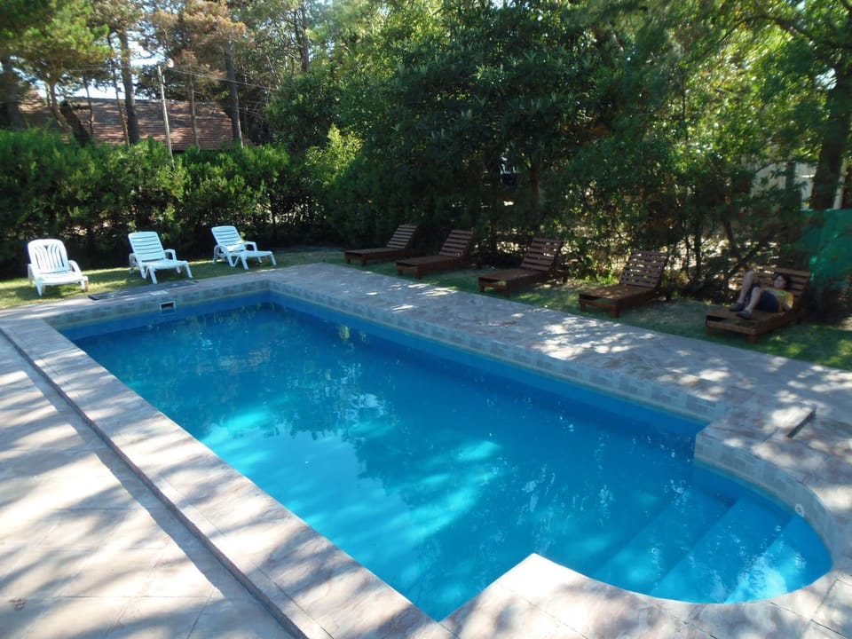Swimming pool, Swimming pool