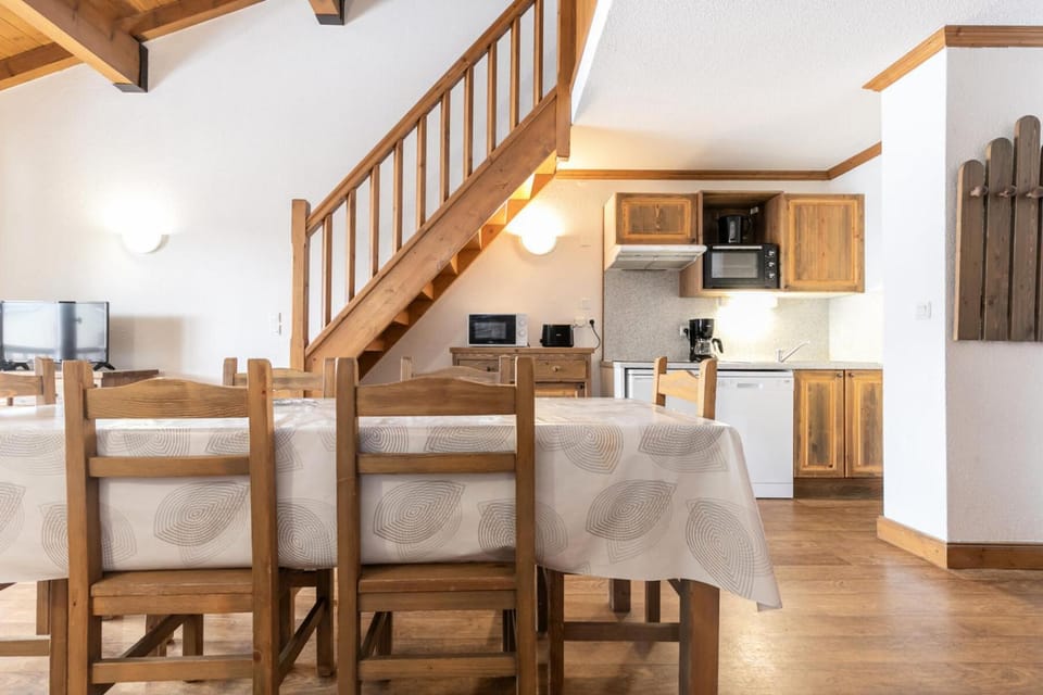 Résidence Le Clos Vanoise - Appartement 3 pièces mezzanine - 8 personnes MAE-4311 Apartment in Piedmont