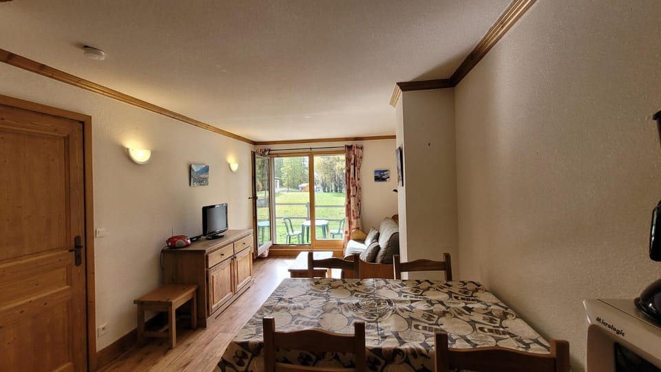 Résidence Le Clos Vanoise - 2 Pièces pour 6 Personnes MAE-4371 Apartment in Auvergne-Rhône-Alpes