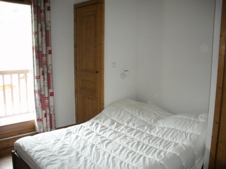 Bed, Bedroom, furniture