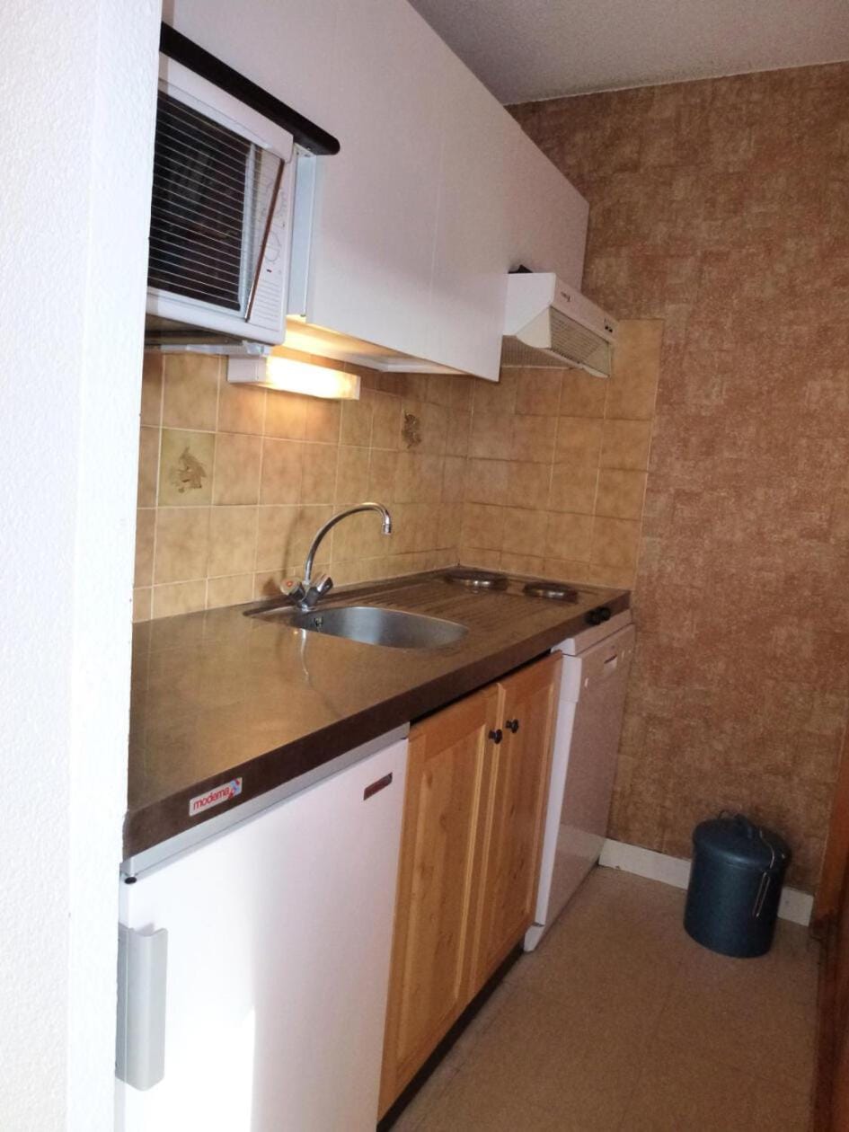 Bathroom, kitchen