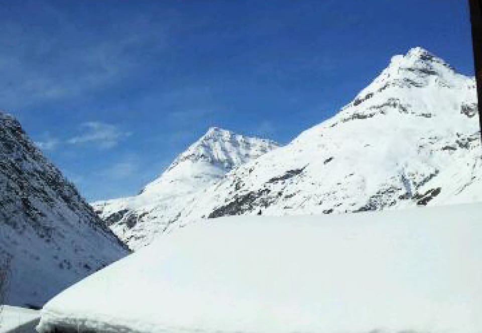 Skiing, Mountain view