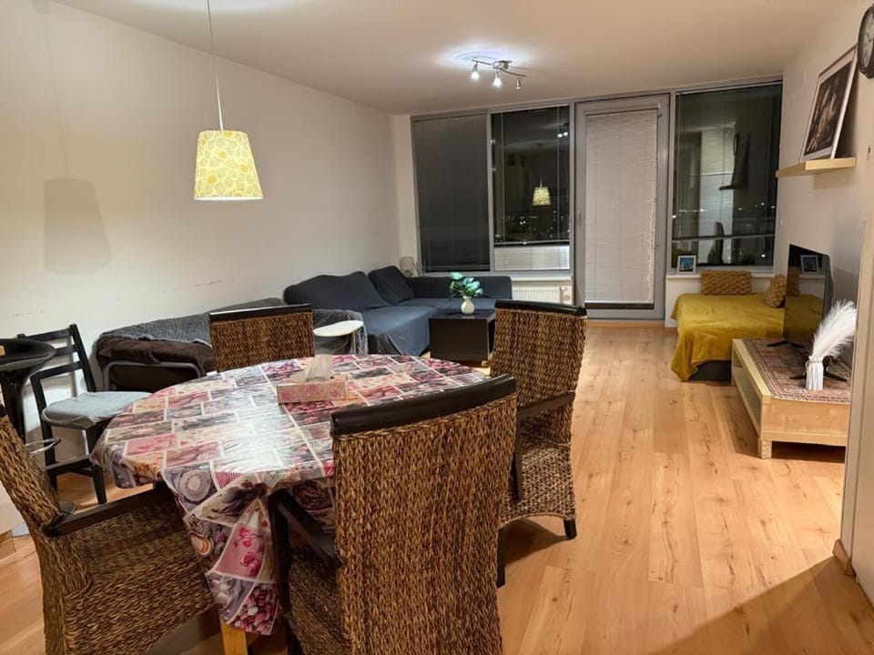 Skyline View Apartment - 15th Floor Bliss Apartment in Bratislava