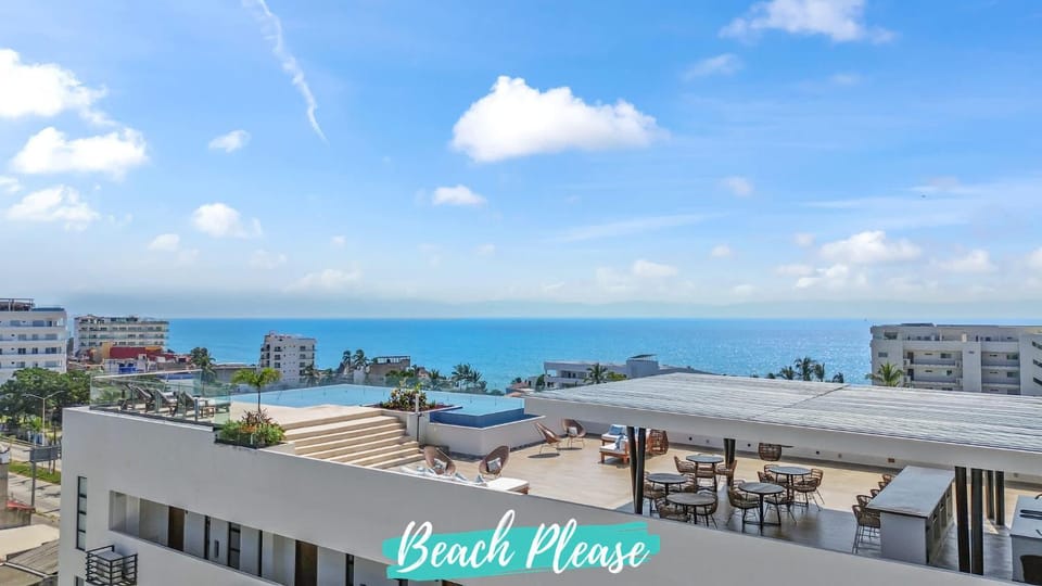 Balcony/Terrace, Pool view, Sea view, Swimming pool, Internal: Not applicable to any particular room