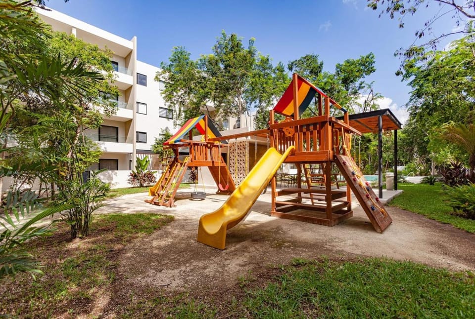 NEW! Turquesa Coto11 Gated,Gyms,Pools,12min Beach House in Playa del Carmen