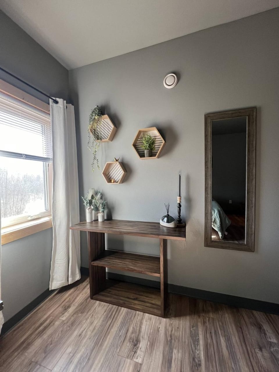 Cozy 2-bedroom Retreat In Town House in Fairbanks