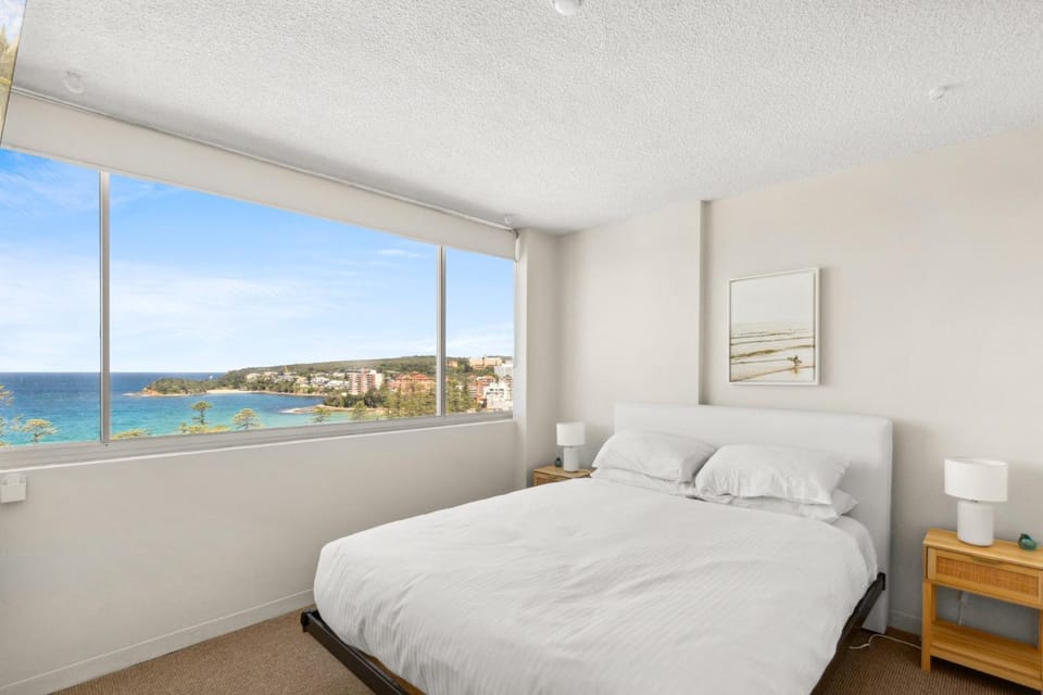 Wake Up to the Ocean: 1-Bed with Pool & Views Apartment in Manly