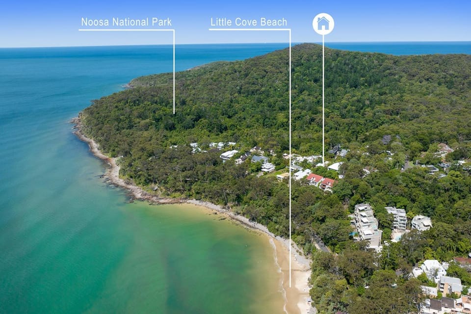Coastal Serenity at Little Cove Apartment in Noosa Heads