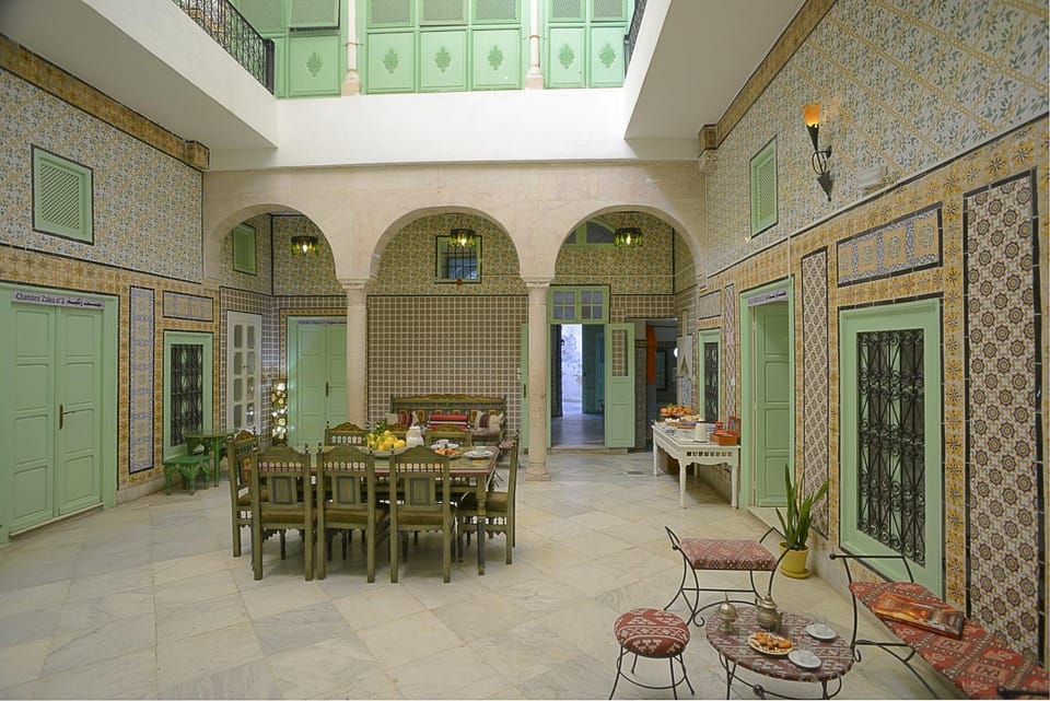 Patio, Restaurant/places to eat
