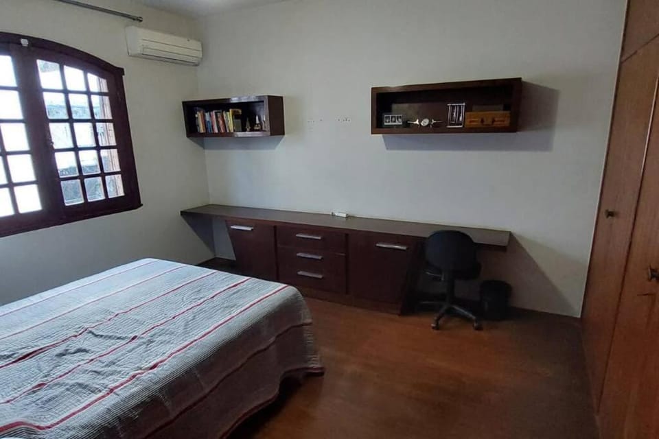Casa Espaçosa Bairro São Bento Para Grandes Famílias House in Belo Horizonte