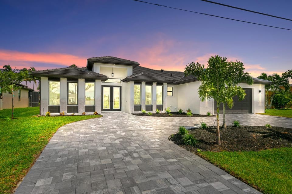 Property building, Garden view