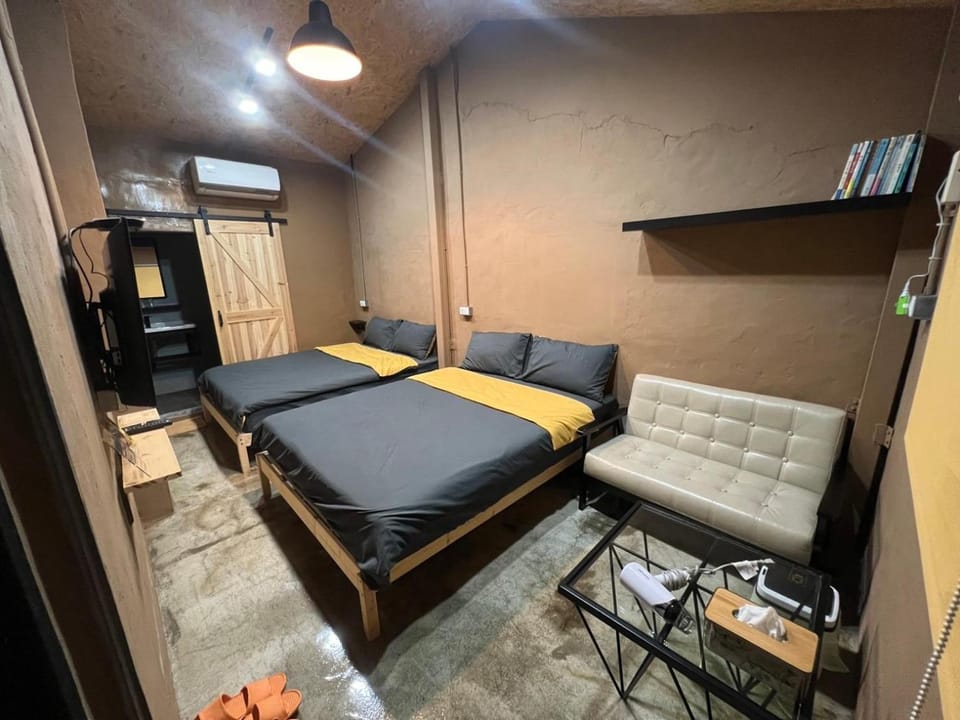 TV and multimedia, Bedroom, air conditioner