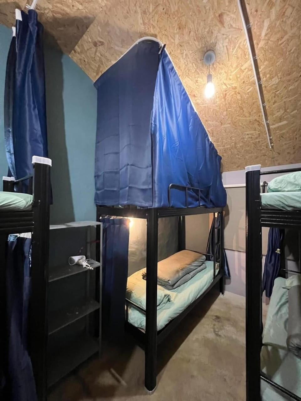 Bed, bunk bed