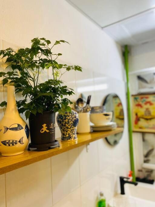 Camellia's Home Apartment in Hanoi
