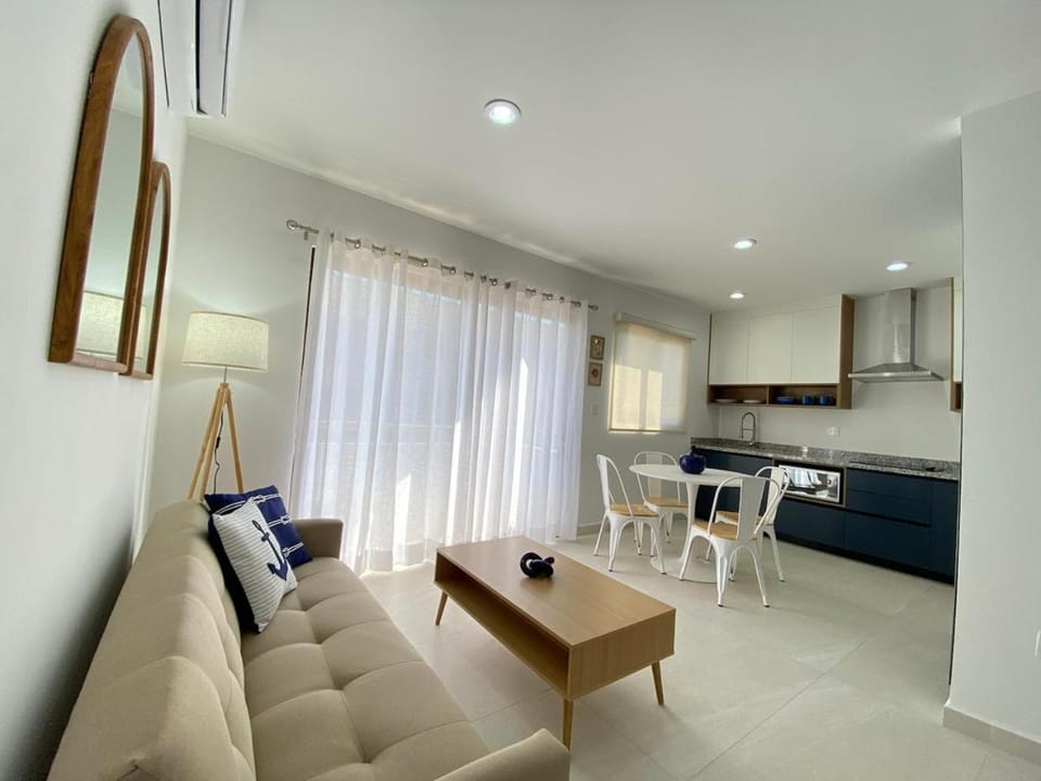Kitchen or kitchenette, Living room, Dining area