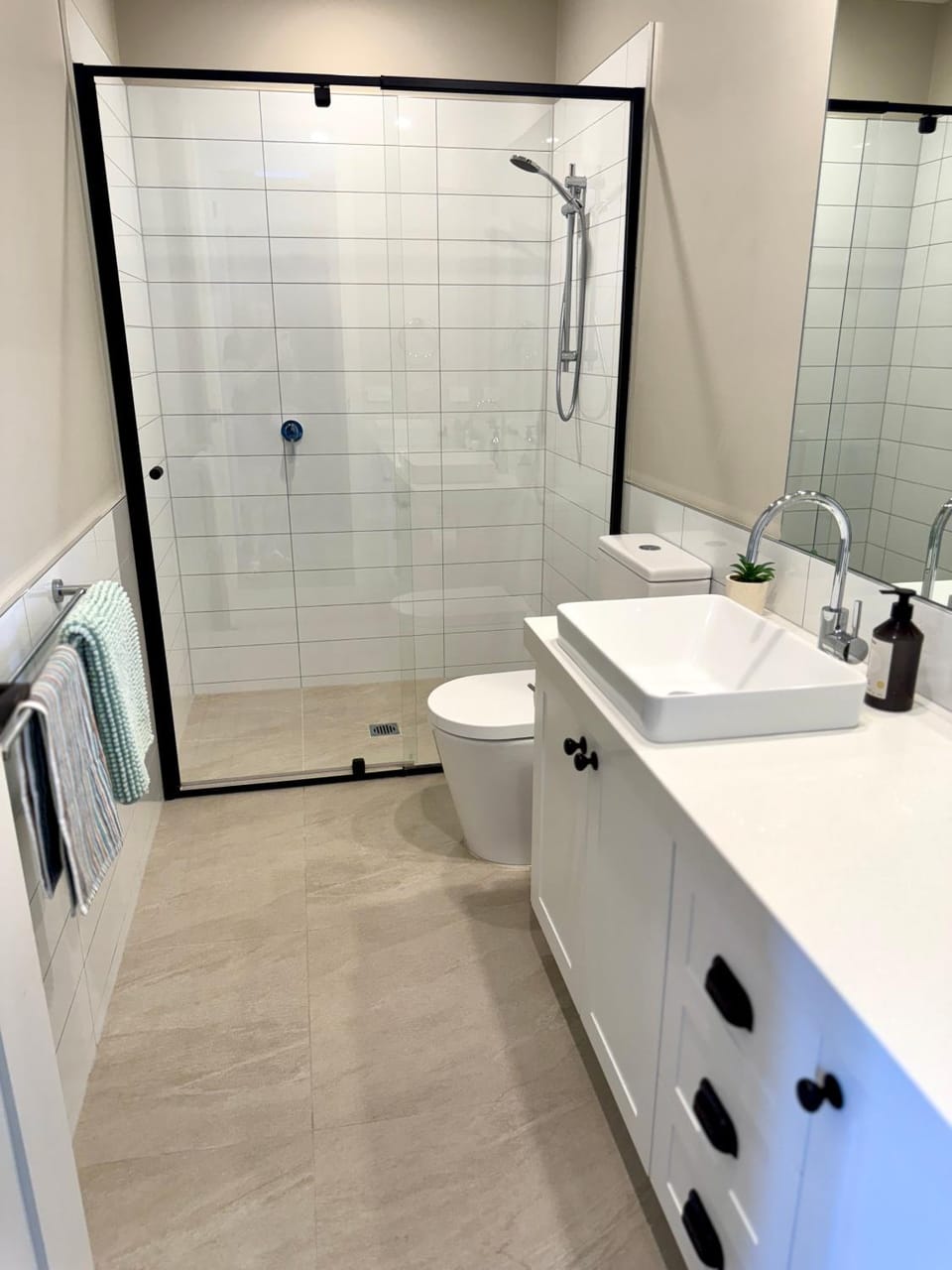 Haven on Hunter Lux Townhouse Villa in Mansfield