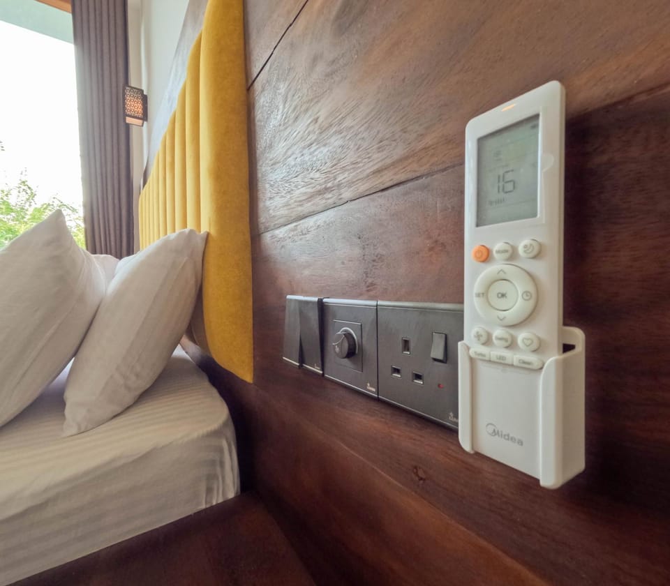 Chabee N Jay Villa Madiha Beach Vacation rental in Kamburugamuwa