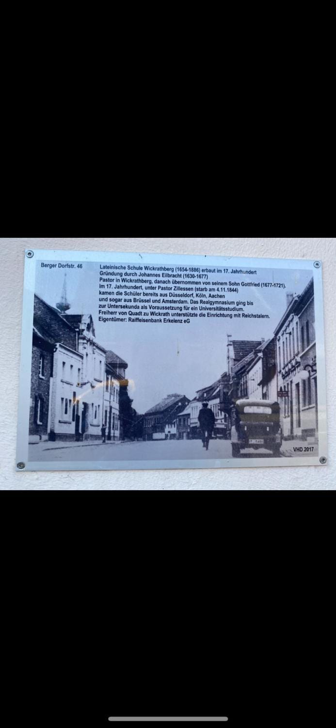 3 Zimmer Monteurswohnung in 400 Jahre alter Lateinschule LS24 Apartment in Mönchengladbach