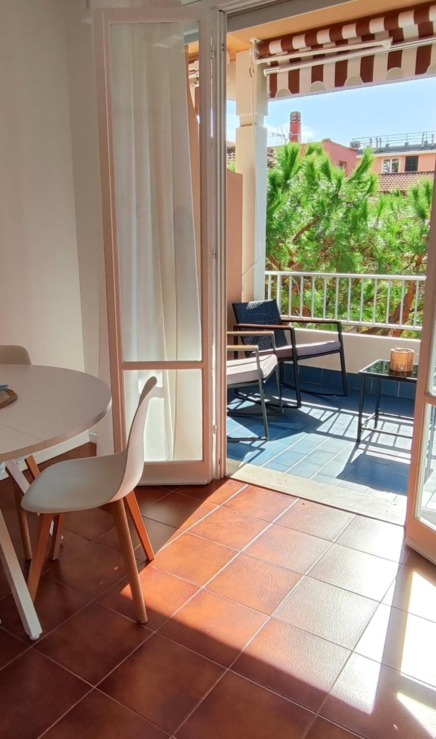 Balcony/Terrace, Balcony/Terrace, Living room, Seating area