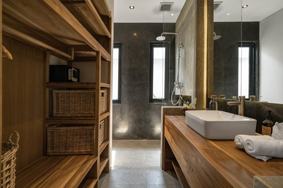Shower, Bathroom, towels